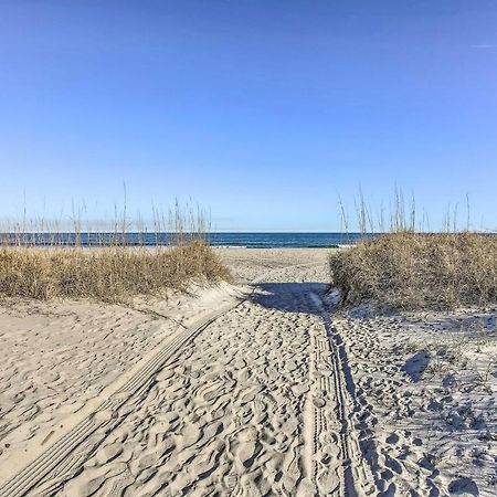 Condo With Pool Access - Walk To Beach! Carolina Beach Exterior photo